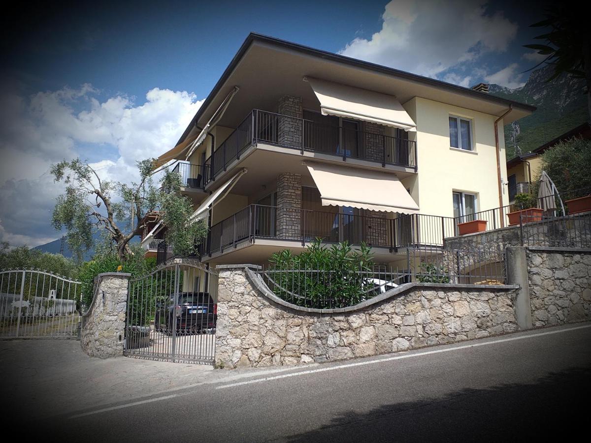 Villalvento Brenzone sul Garda Bagian luar foto