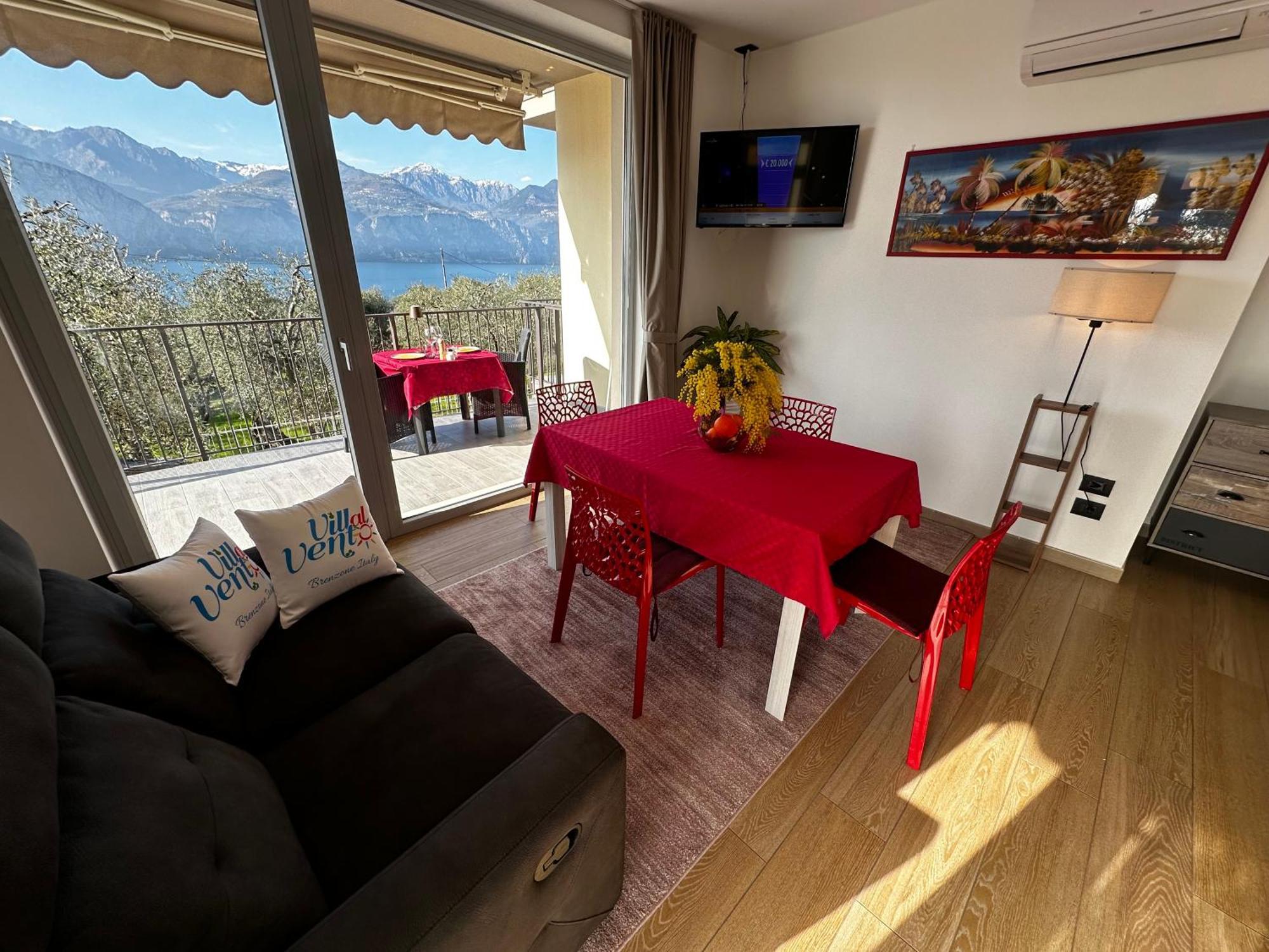 Villalvento Brenzone sul Garda Bagian luar foto