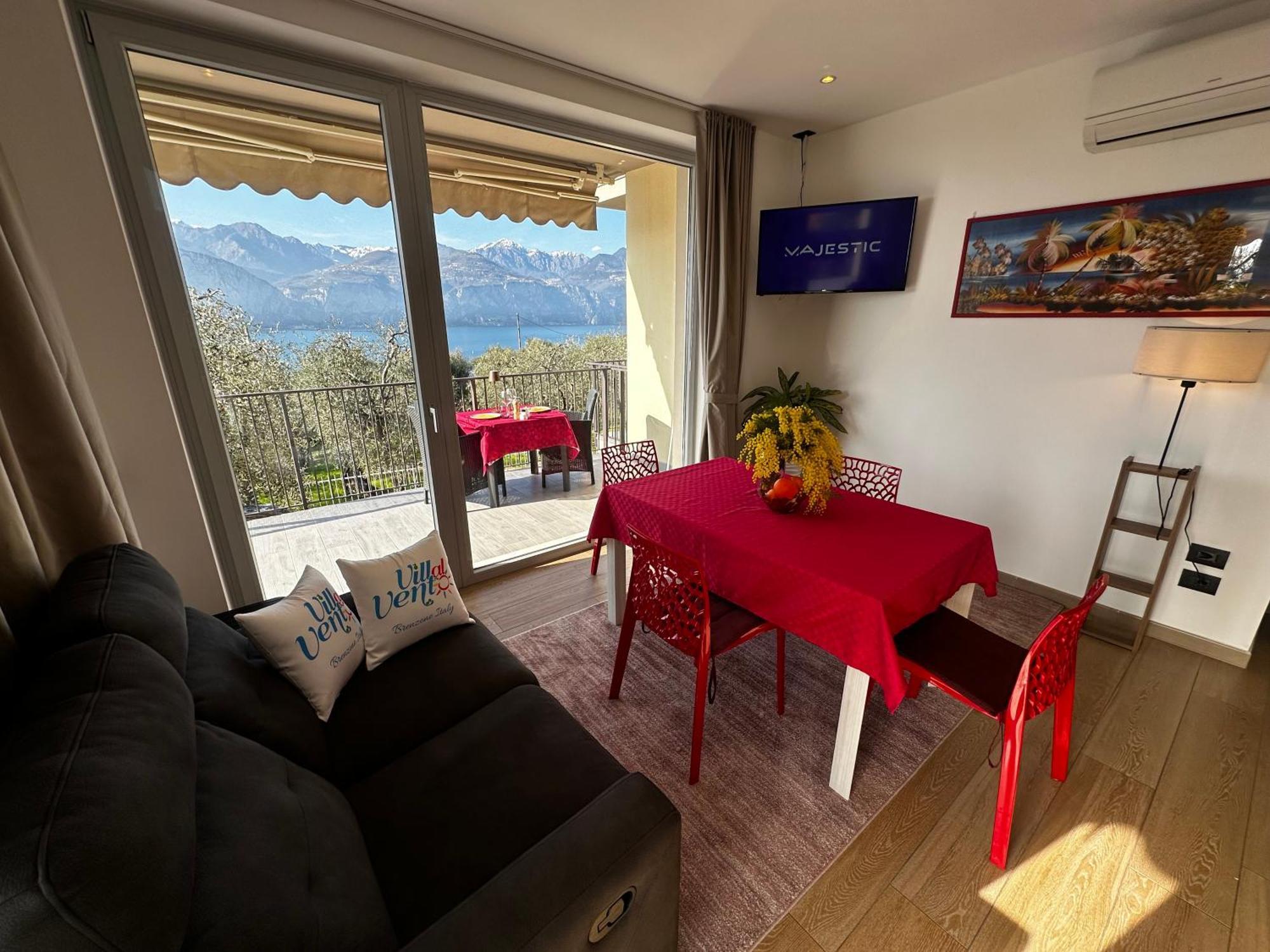 Villalvento Brenzone sul Garda Bagian luar foto