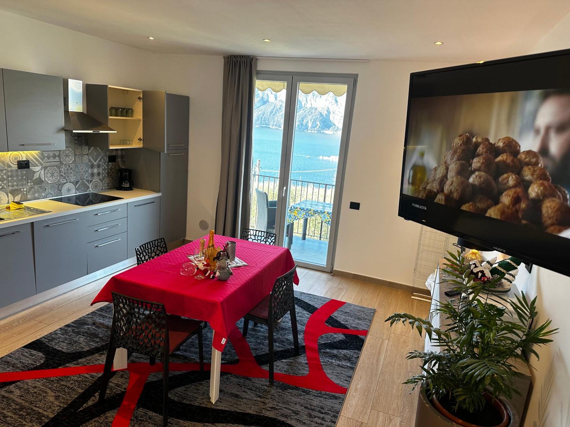 Villalvento Brenzone sul Garda Bagian luar foto